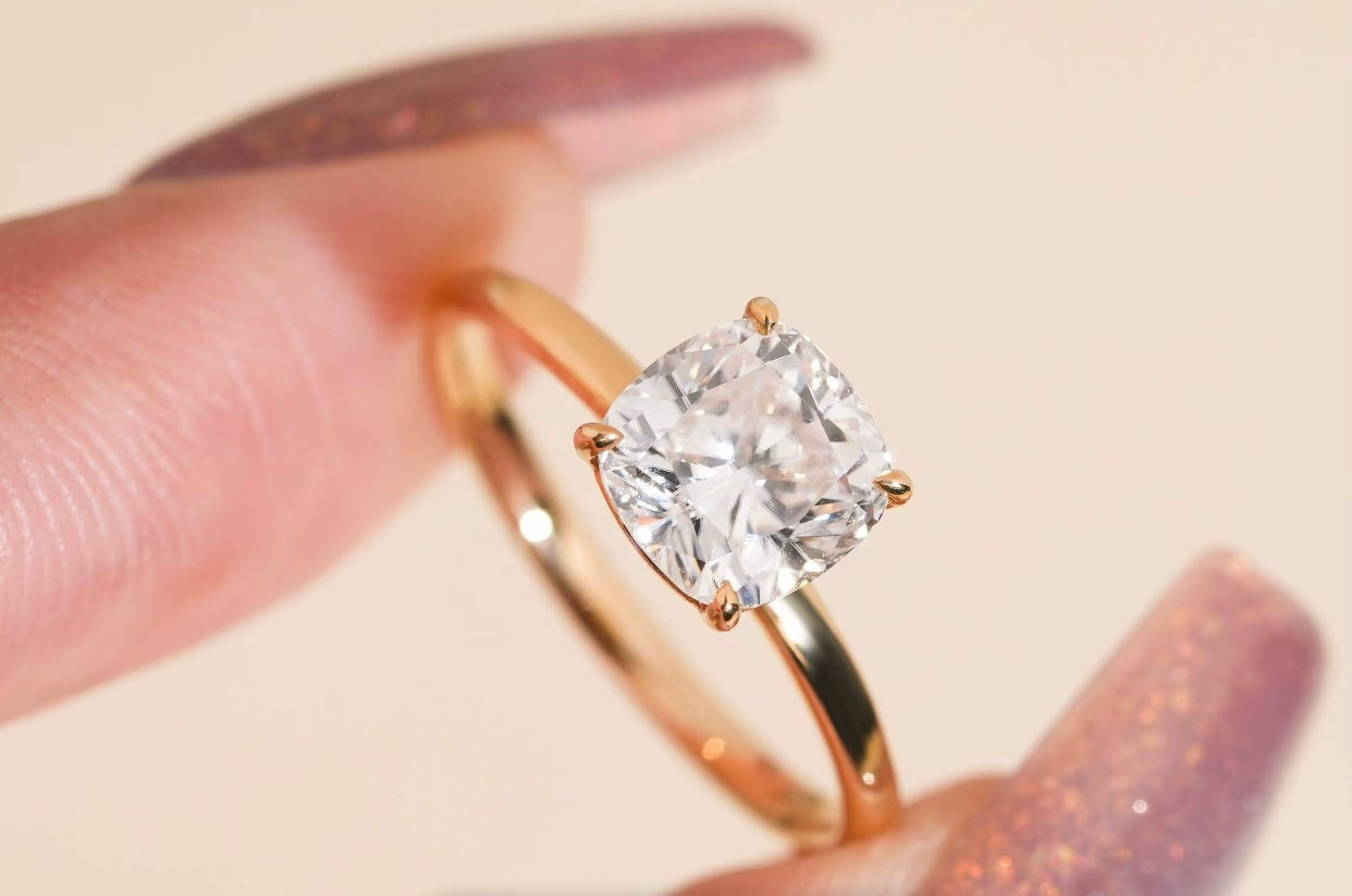 Vintage Cusion Cut Engagement 💍| 14k Solid Gold| 2ct Moissanite VVSD💎|