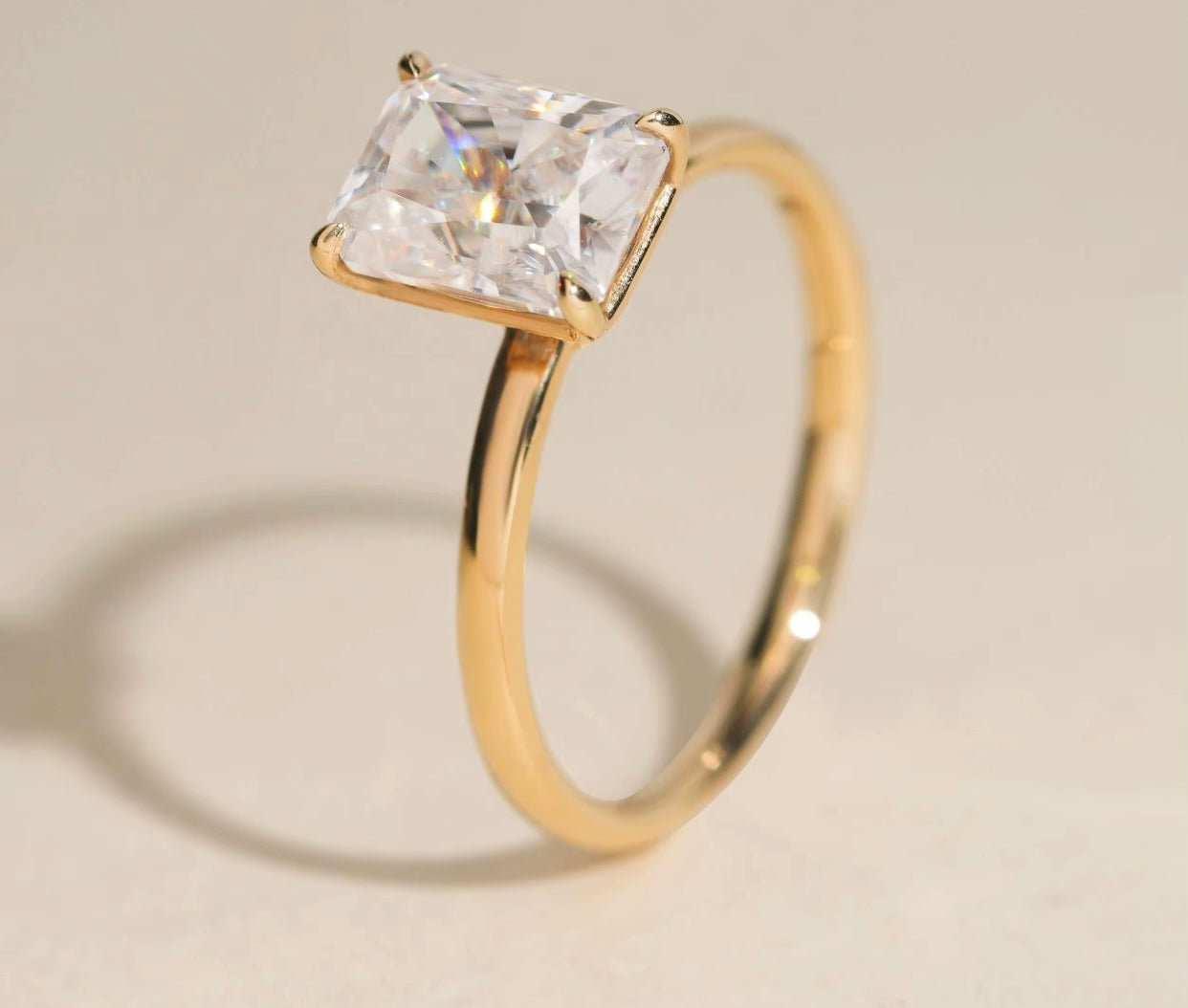 Moissanite Engagement Ring 2ct 💎 💍| 14k Sold Gold|