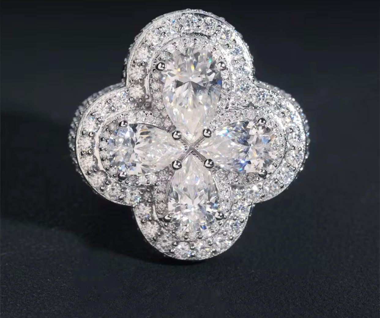 Moissanite Big Stone Ring| VVS |925S|🍀💎