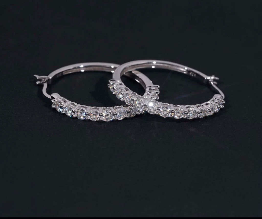 Women’s Mini Hoops| Moissanite VVS1 High Clarity 💎 | Sterling Silver |