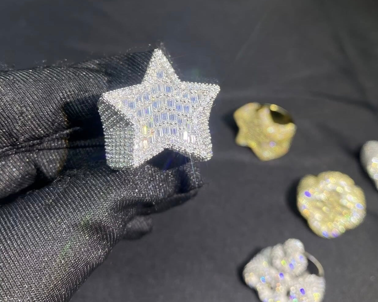 Moissanite Star Ring 7-10MM ⭐️💎| Sterling Silver | VVSD High Clarity |