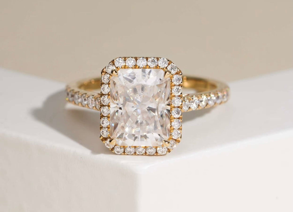 Moissanite VVSD Women’s Engagement Ring| 14k Solid Gold|